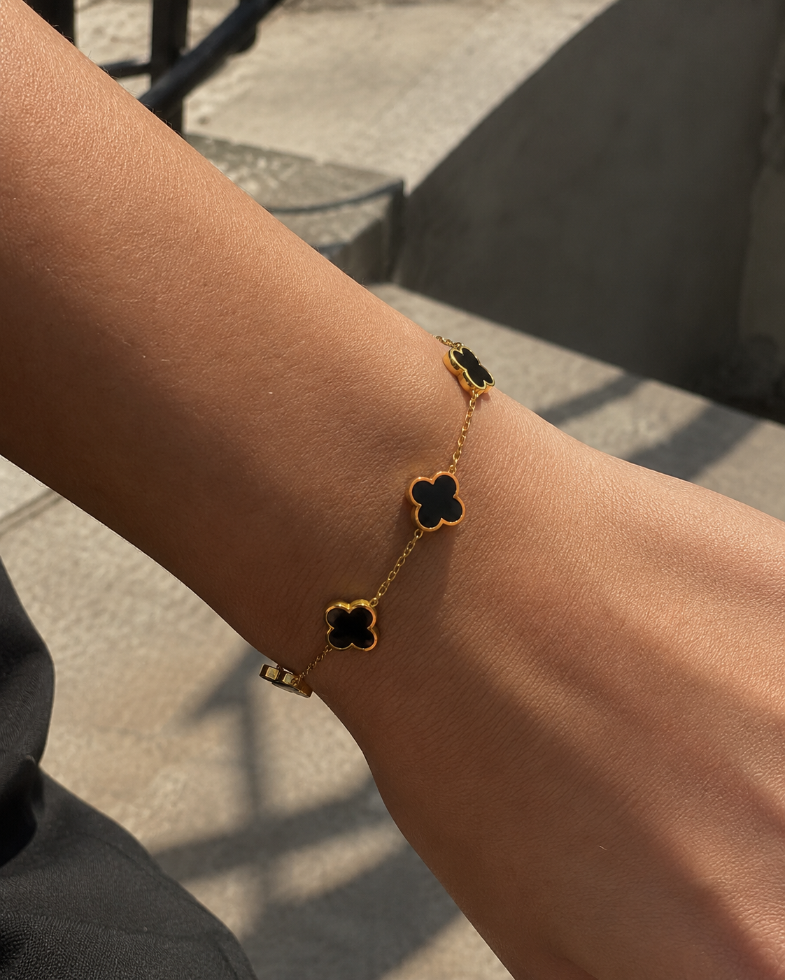 Black Clover Armband
